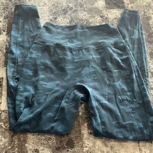 BuffBunny legacy legging small